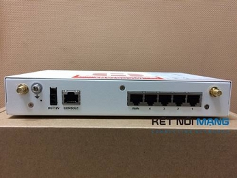 Thiết bị tường lửa Fortinet FortiWiFi FWF-30E-BDL-900-60 Unified (UTM) Protection Appliance